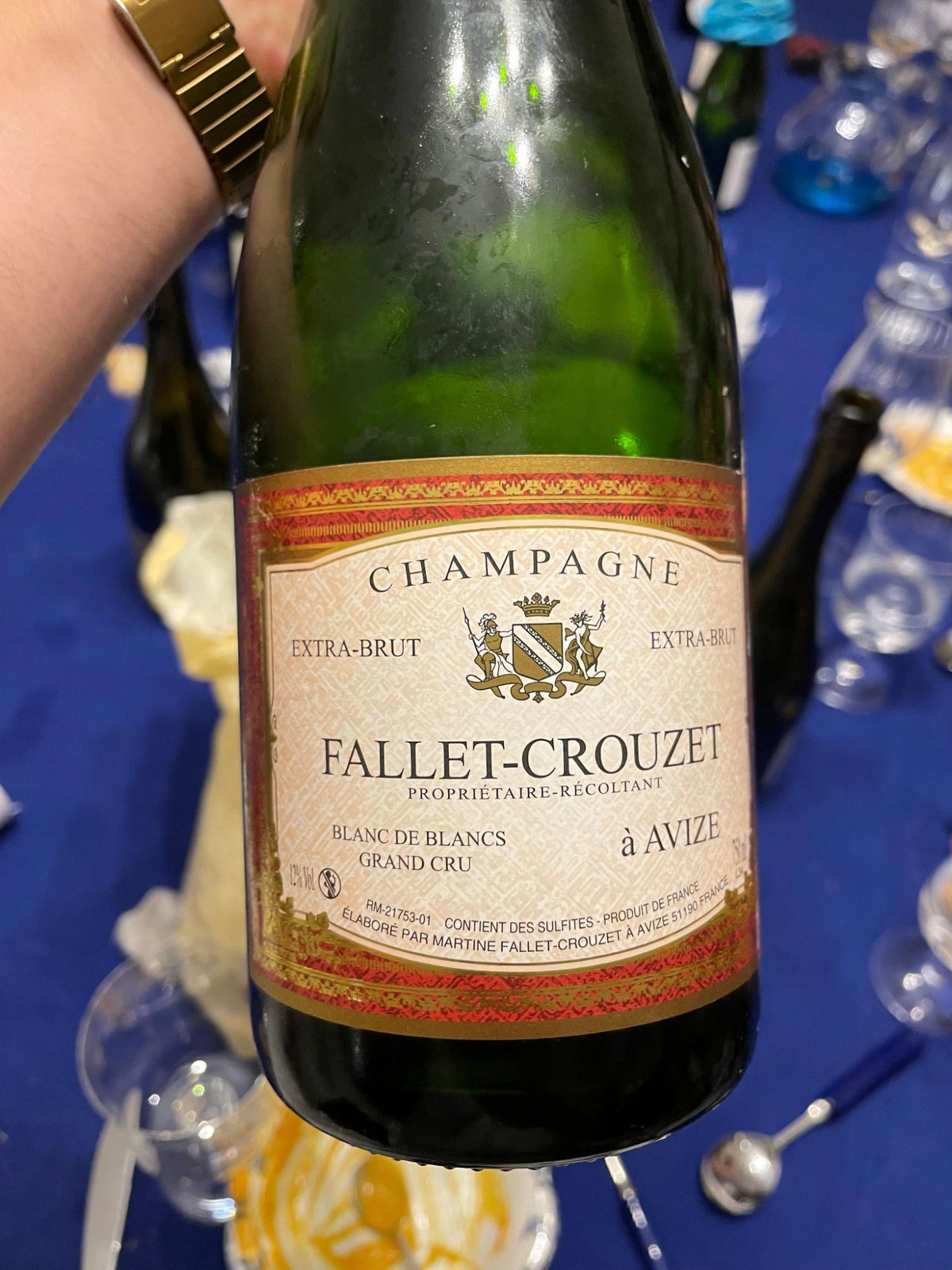 Grand Cru Extra-Brut, Fallet – la bottiglia in mano